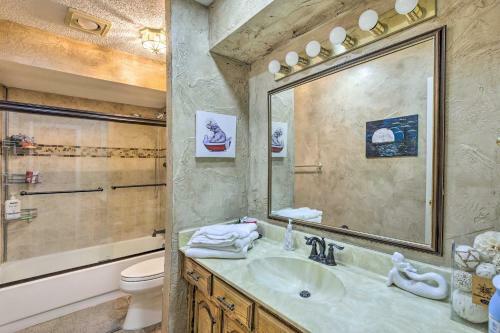 Pet-friendly Garland Home Golf Course View!