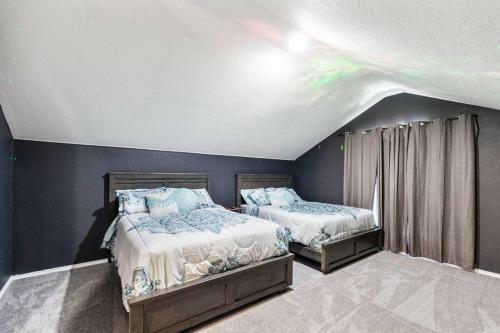 Lovely 5 Bedroom Home! 15 Min To At&t Stadium!