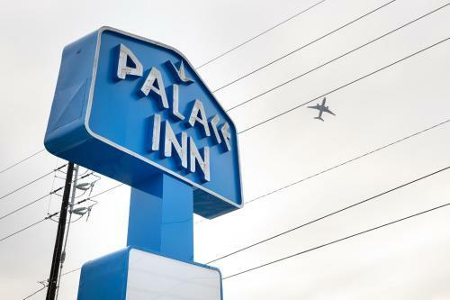 Hotel Palace Inn Blue-iah East