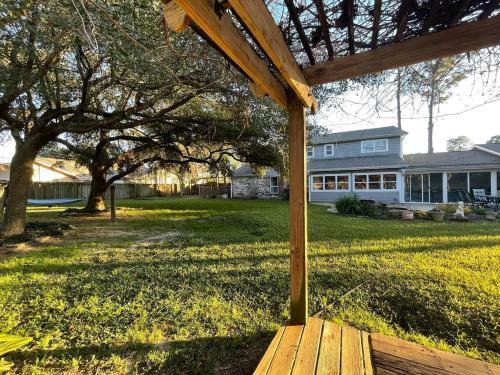 Beautiful Traditional Home*modern Updates*guest Suite B