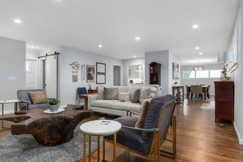 509 N Adams - Whole