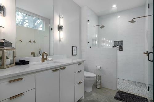 509 N Adams - Whole