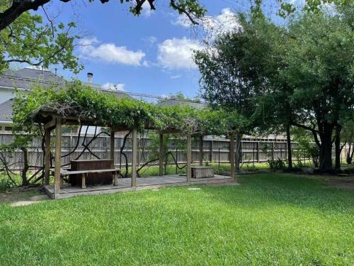 Apartamento New Decorated Guest Suite Unit C Close To Katy Mills