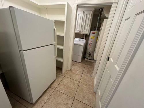 Apartamento 2 Cozy Seperated Guest Suites Close To Katy Mills