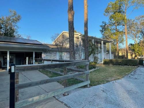Apartamento 2 Cozy Seperated Guest Suites Close To Katy Mills