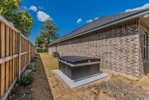 Modern 4 Br Near Downtown, Zoo