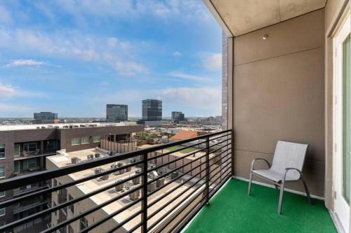 Apartamento High Rise King Suite Downtown !