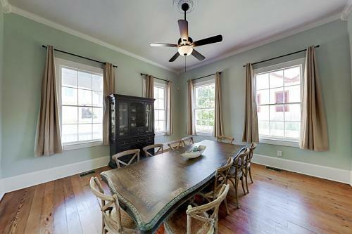 The Salty Rose