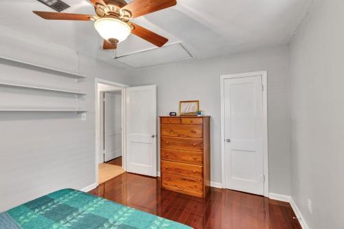 Off The Hook On Marlin Just Minutes From Beach Home