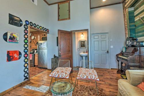 Apartamento Historic Speakeasy-themed Condo In Galveston!