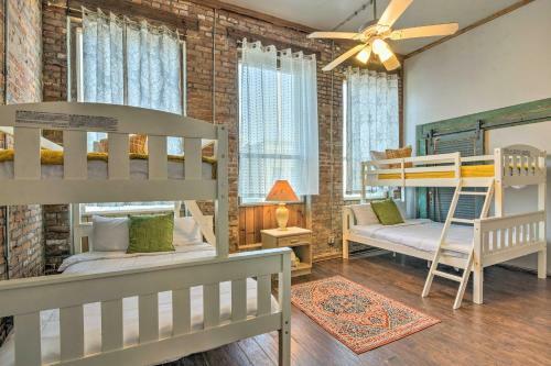 Apartamento Historic Speakeasy-themed Condo In Galveston!