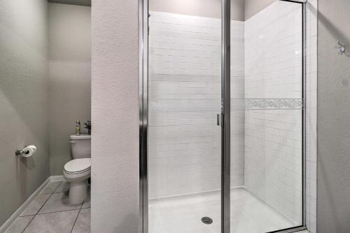 Roomy Austin Abode With Community Outdoor Pool!