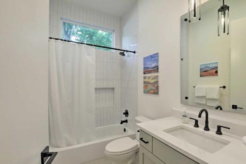 Gorgeous Atx Home With Backyard, Patio And Office