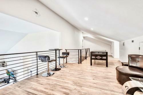 Lakefront 6br Home With Dock - Lake Travis Views