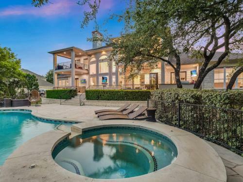 The Above Bliss Estate Austin