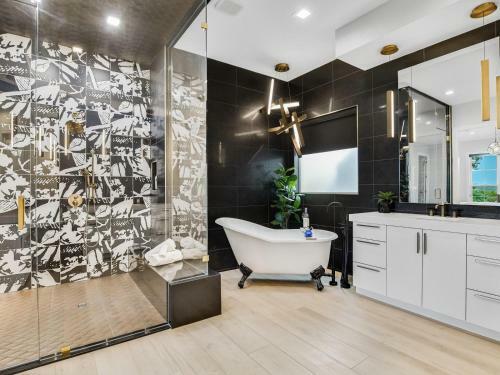 The Above Bliss Estate Austin