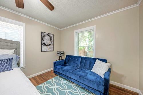 Downtown, Convention Center, Capitol, Zilker Park, Lake, 6th St, Domain