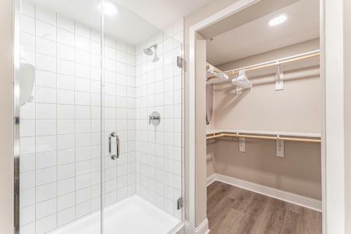 Apartamento Vivant - 1br - Modern Chic King Suite Close To Downtown