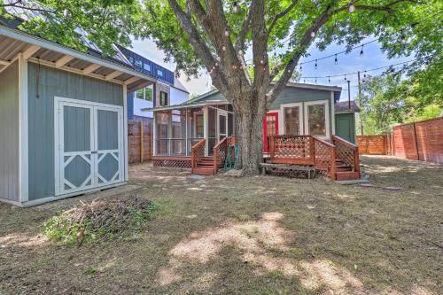 Central And Cozy Austin Abode About 2 Mi To Dtwn!