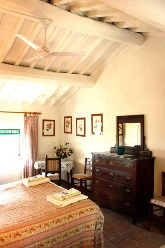 Agroturismo Fattoria Di Camporomano