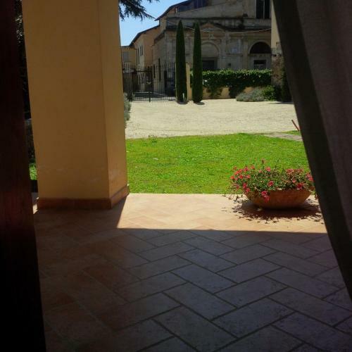 Bella Di Casa Garden