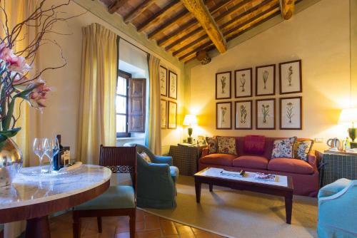Hotel Castello Banfi - Il Borgo