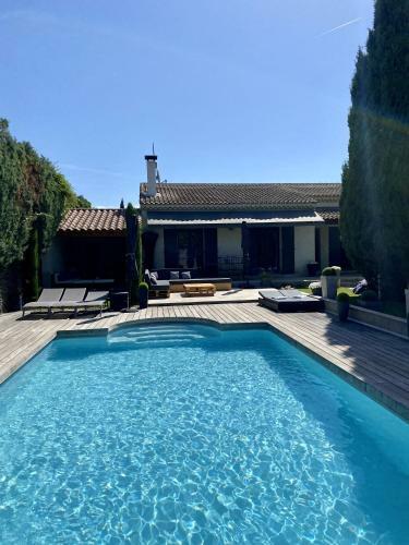 Villa Climatis�e 5mn St-remy De Provence