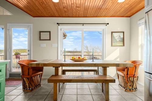 Jbarj Lake Lodge