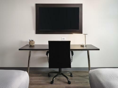 Hotel Stayapt Suites San Antonio-randolph (live Oak)