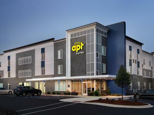 Hotel Stayapt Suites San Antonio-randolph (live Oak)
