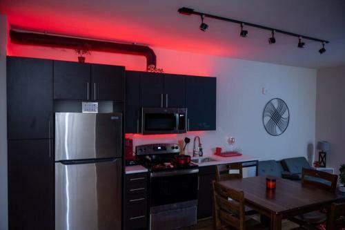Apartamento Unique & Historic Loft- 2bd 2bth Sleeps 6