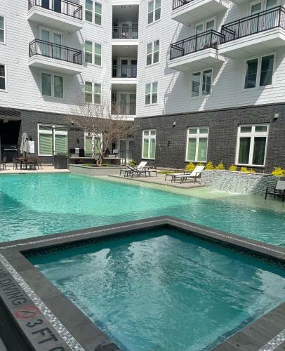 Apartamento Upscale Living With A City Sky View
