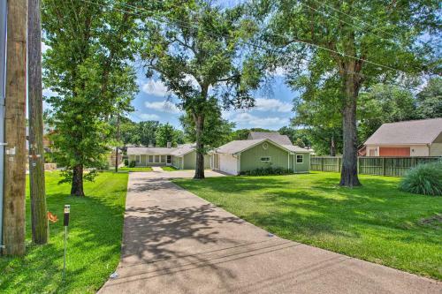 Mabank Family Home At Cedar Creek Reservoir!