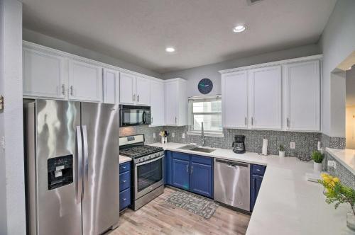 Houston Home With Fire Pit About 2 Mi To Downtown!