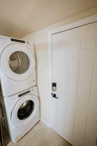 4bd 2 Bath Home In Downtown Mckinney!