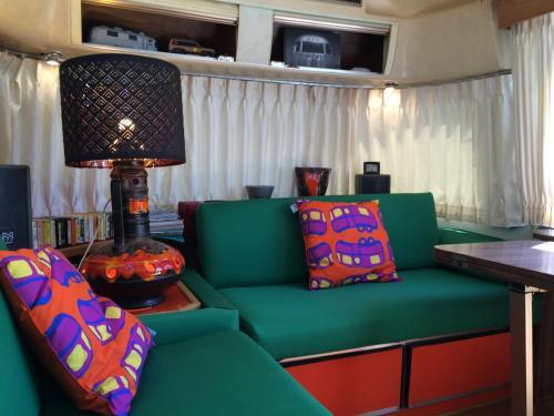 Bed & Breakfast Belrepayre Airstream Retro