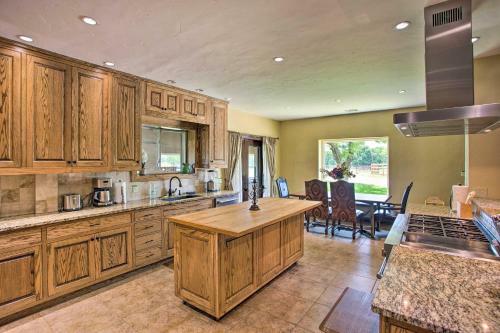 Unique Pilot Point Home With State Park Access!
