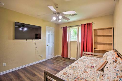 Unique Pilot Point Home With State Park Access!
