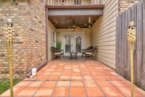 Modern Coastal Style Townhome Next To Golf Course