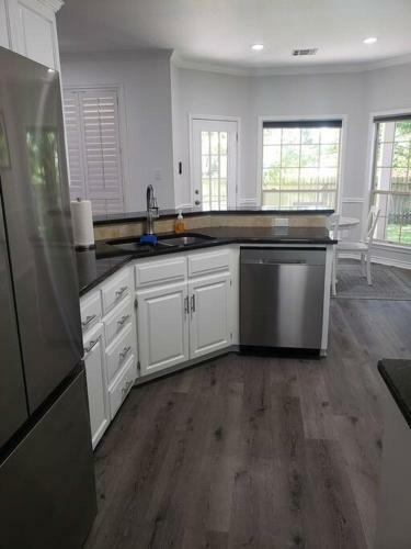 Newly Renovated Home In Temple Medical District