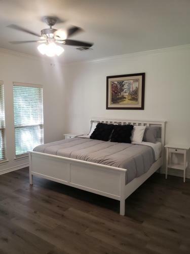Newly Renovated Home In Temple Medical District