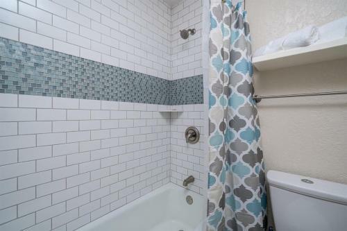 Apartamento Rrycc #22 - A Wave From It All