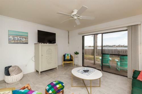 Apartamento Bay House Condos #2706 - Rock `n Reel