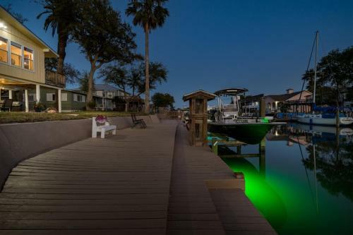 Catch & Play On Estes Bay
