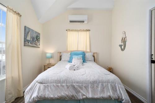 Wine Down On The Bay