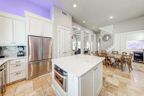 Palmilla 145 Sunrise Ave