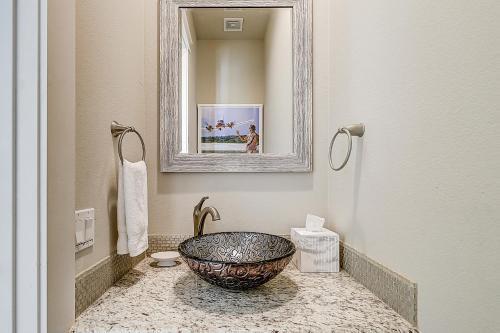 Palmilla 145 Sunrise Ave