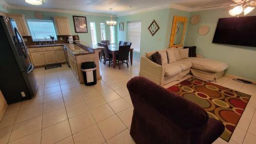 Campeche Triplex Unit A