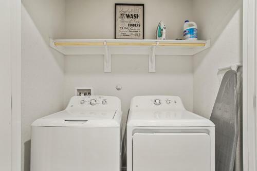 Luxury San Antonio Home Sleeps 6