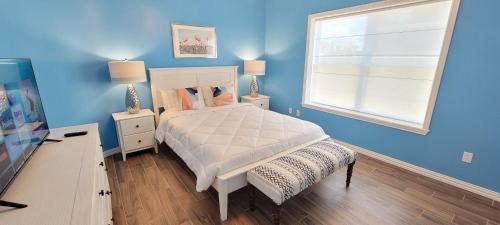 Chris Beach Pool Townhome Home